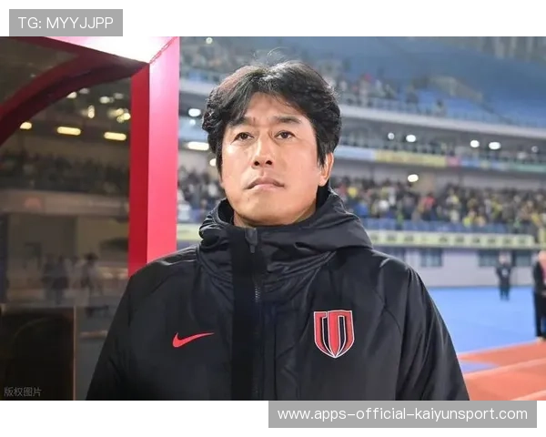 无缘冠军后，蓉城离队第一人浮现：失误致丢球！半场被徐正源换下